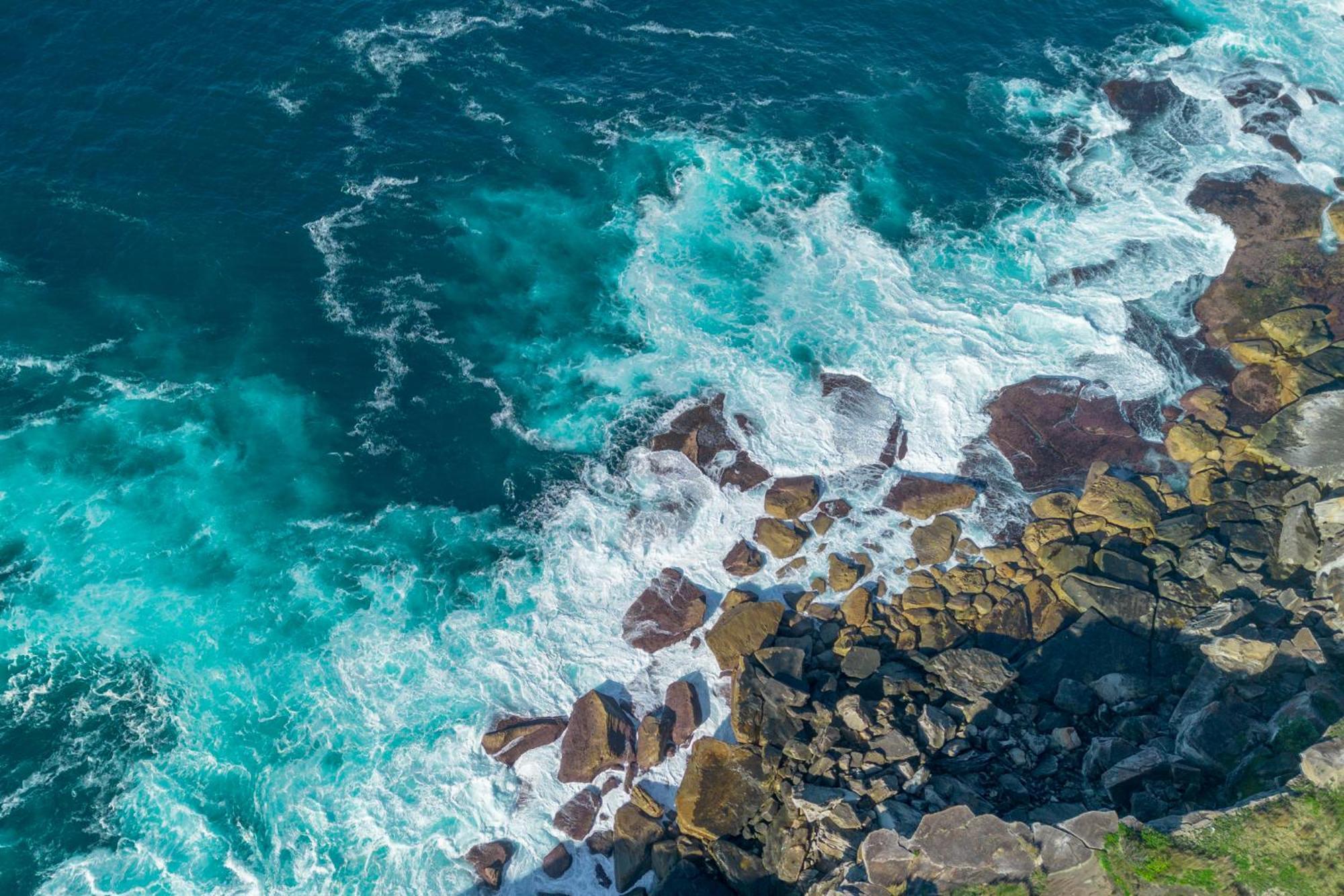 Upscale Cliffside Studio With Ocean Views North Bondi シドニー エクステリア 写真